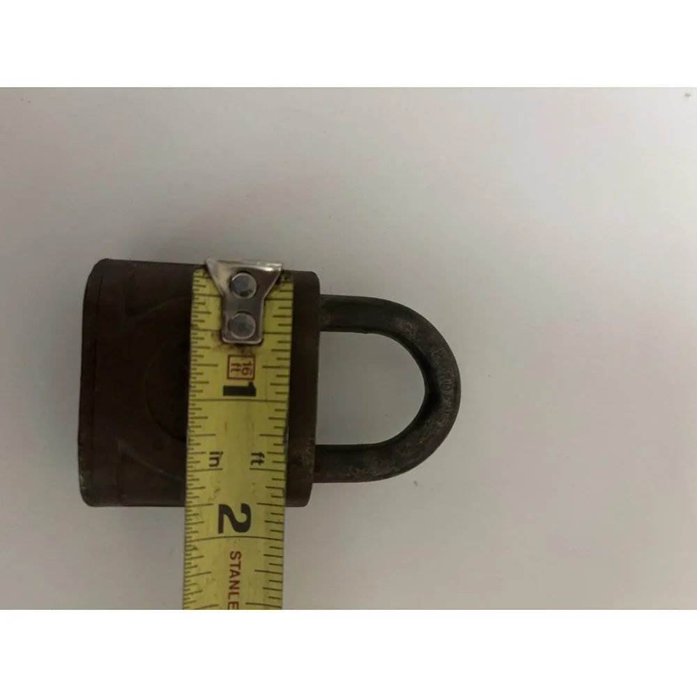N/A yale padlock